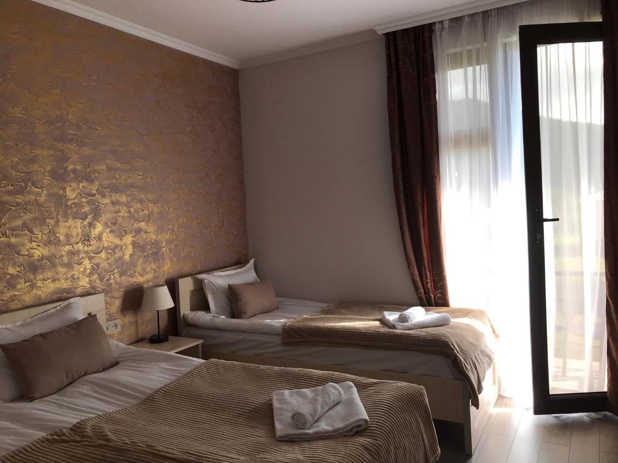 Hotel Ninama Mestia Habitación foto