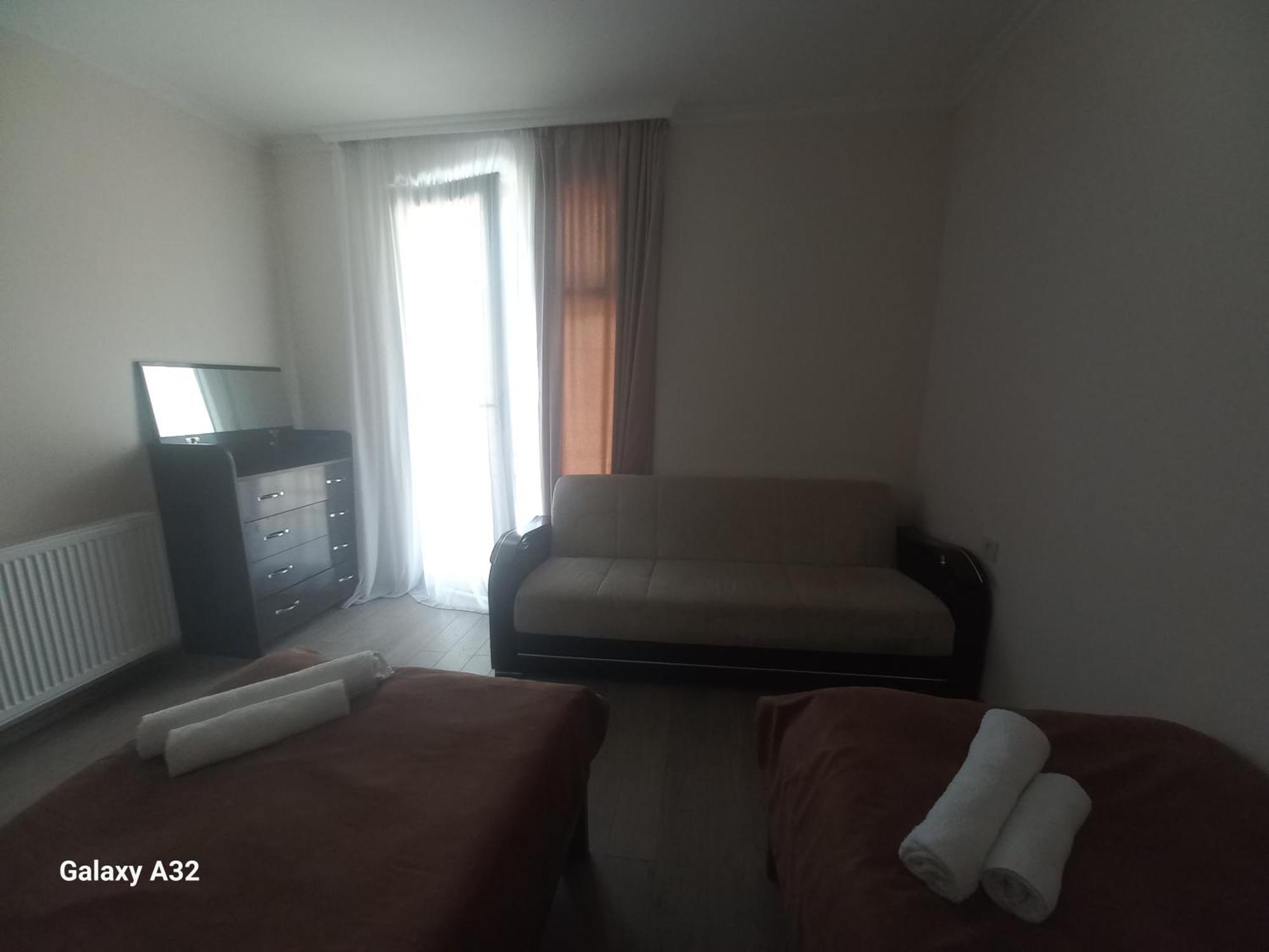 Hotel Ninama Mestia Habitación foto